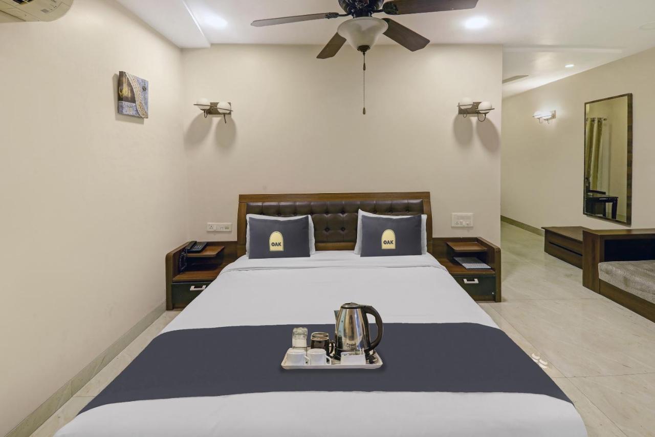 Townhouse Oak Hotel The Sudesh Rāipur Exteriér fotografie